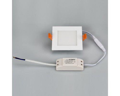 Светильник DL-93x93M-5W Warm White (ARL, IP40 Металл, 3 года)